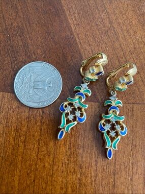 Beautiful Vintage Gold-Tone Green & Blue Enamel Drop Earrings